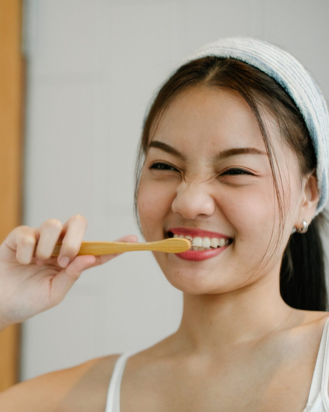 zähneputzen 1080 x 1350 px